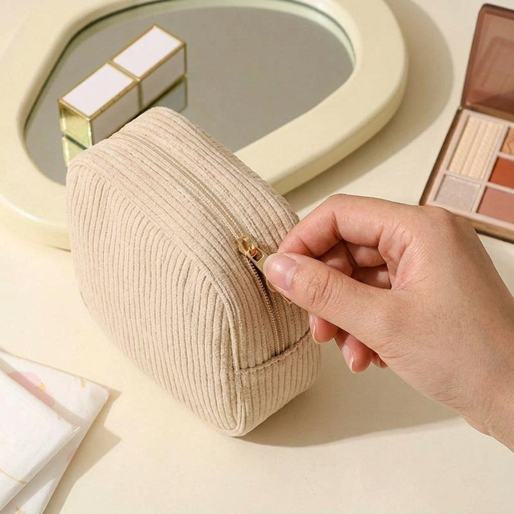 Trousse de Maquillage Velours Côtelé Beige — BelleTrousse