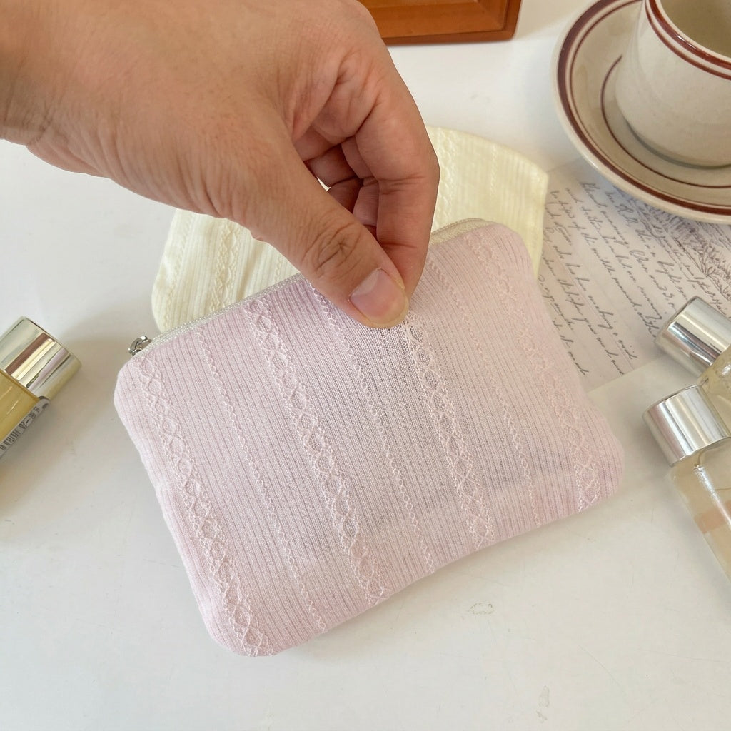 Pochette Maquillage Tricot Ivoire — BelleTrousse