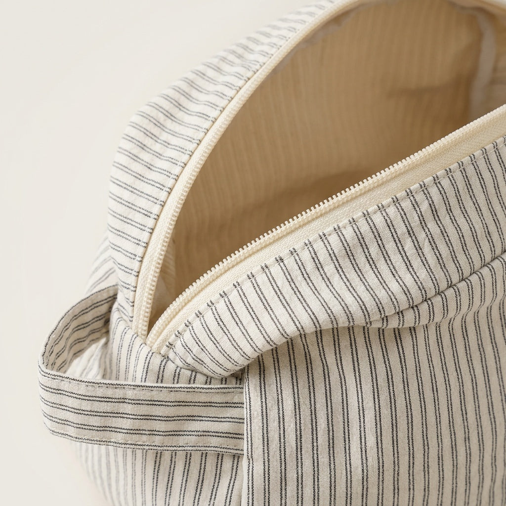 Trousse de Toilette Seersucker Rayures Bleu Gris — BelleTrousse