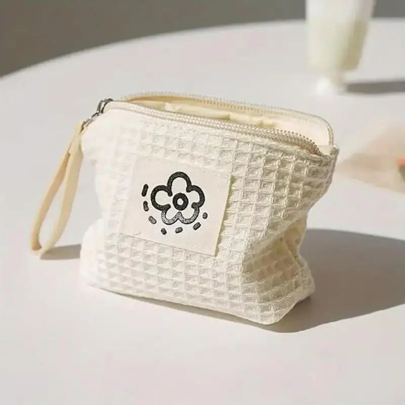 Trousse de Maquillage Gaufré Fleur — BelleTrousse