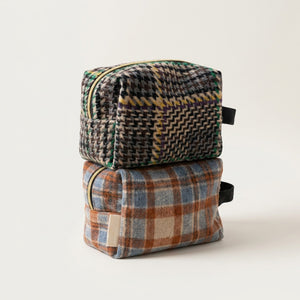 Trousse de Toilette Tweed Carreaux — BelleTrousse