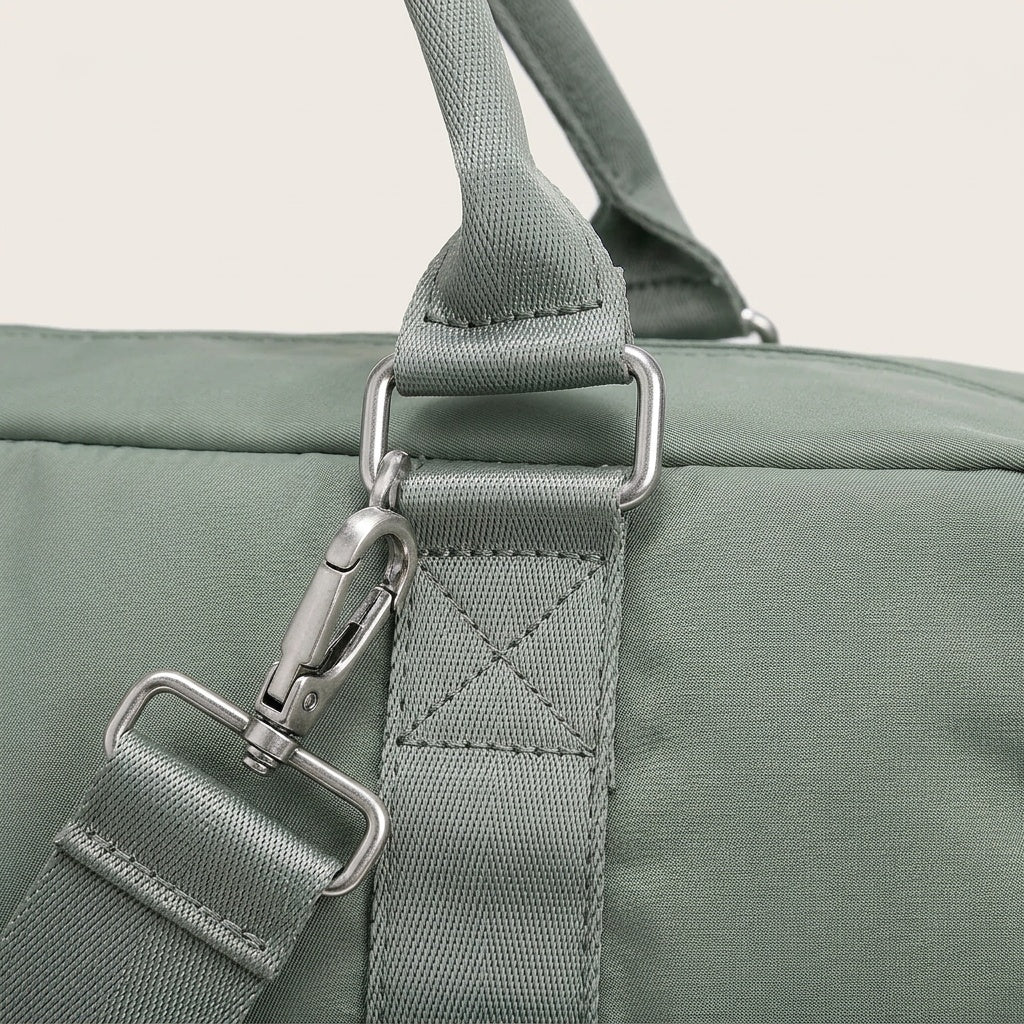 Sac de Voyage Nylon Vert Sauge — BelleTrousse