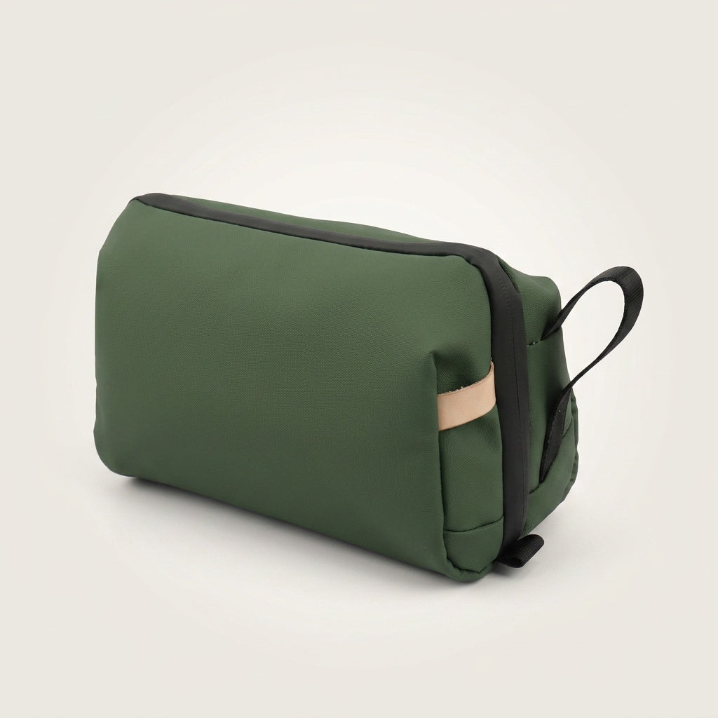 Vanity de Voyage Nylon Vert Kaki — BelleTrousse